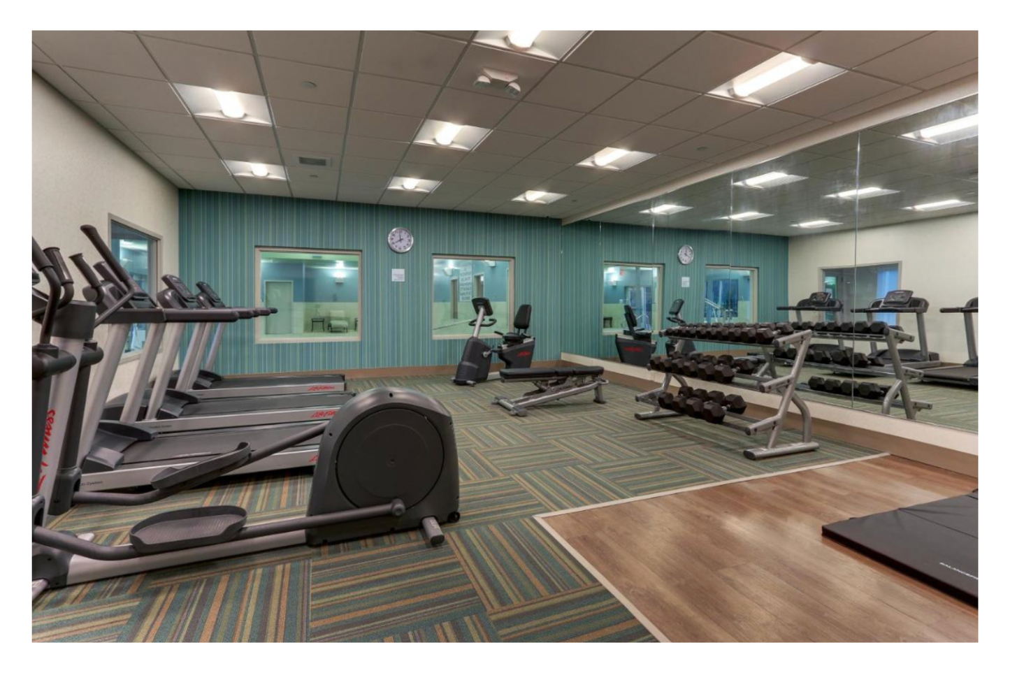 Holiday Inn Express & Suites
