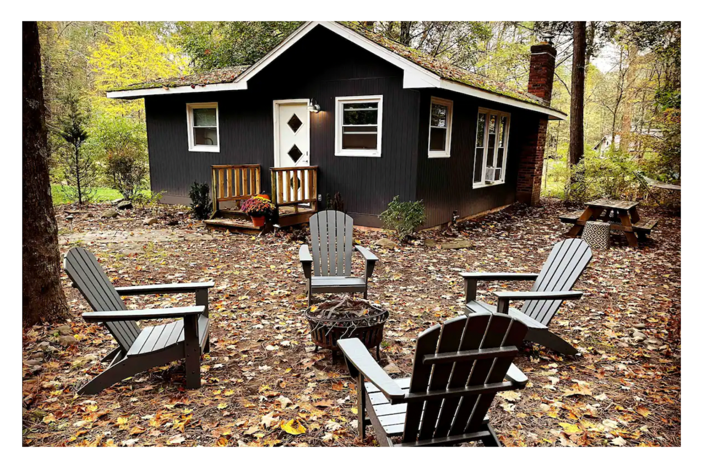 Mirror Moon Cottage